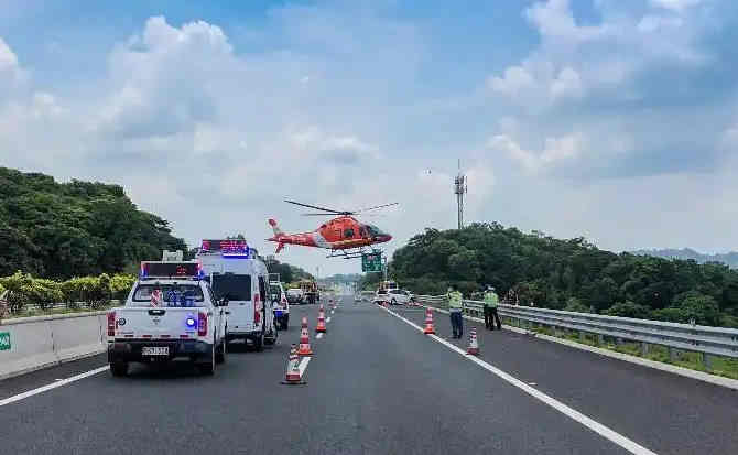 靖安高速公路汽车救援案例